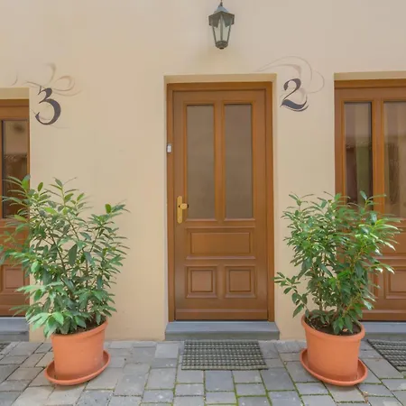 Old Town Ground Floor 류블랴나