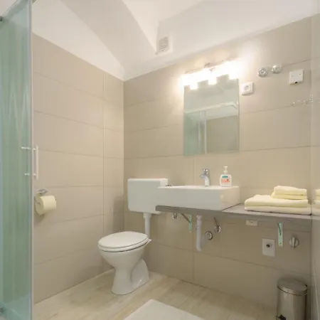 Old Town Ground Floor Apartma *